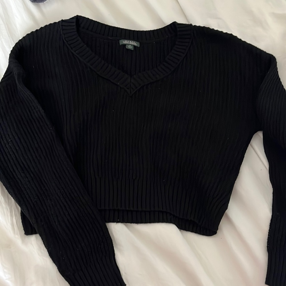 cropped v-neck sweater